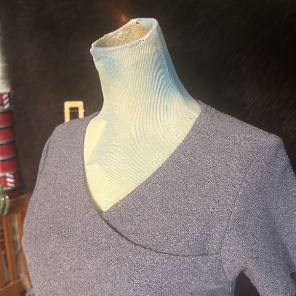 Green brand recycled top M (3375) - Picture 2 of 6